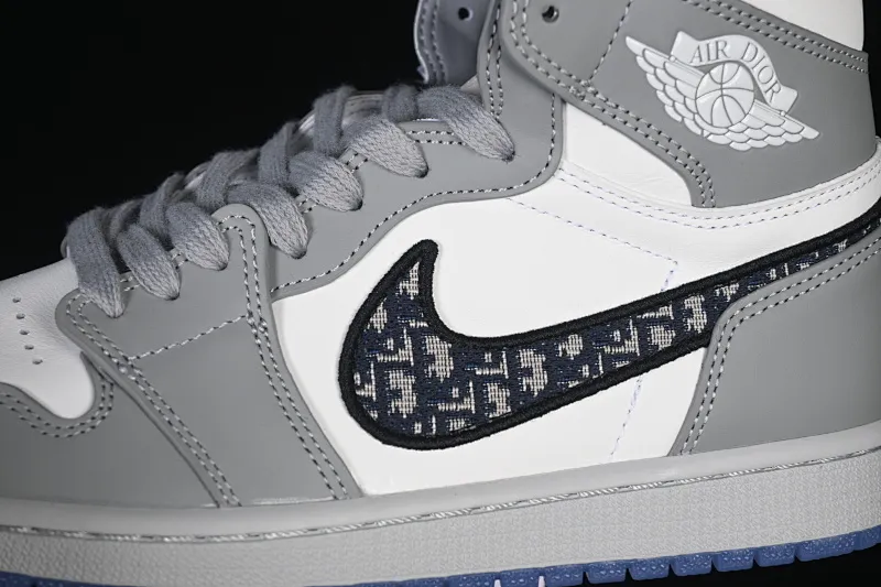 All categories Air Jordan Jordan series basketball shoes Air Jordan 1 High Dior x Air Jordan 1 Low AJ1 Joe 1 Dior joint white gray high top CN8607-002
